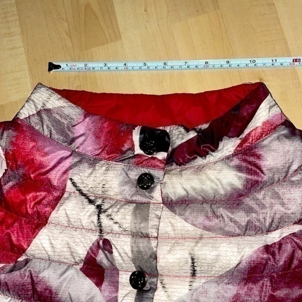 Jijil 3/4 sleeve jacket puffer reversible red poppy design M gently preloved - Picture 8 of 11